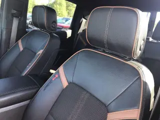GMC Canyon 2023 4x4 AT4 4p. Crew Cab 5 ft. SB