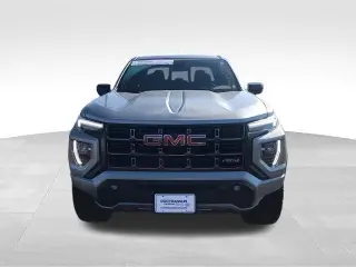 GMC Canyon 2023 4x4 AT4 4p. Crew Cab 5 ft. SB