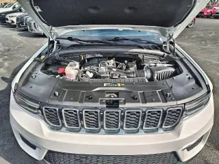 Jeep Grand Cherokee 2024 4x2 Limited SUV de 4 puertas