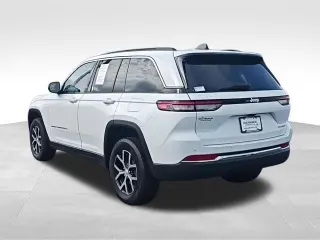 Jeep Grand Cherokee 2024 4x2 Limited SUV de 4 puertas