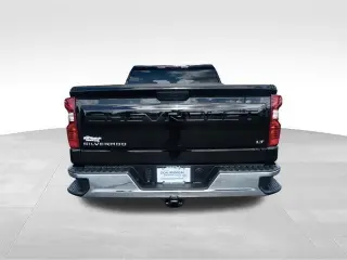 Chevrolet Silverado 1500 2023 4x4 LT Cabina Doble 4p caja de 5.8 pies con 2FL