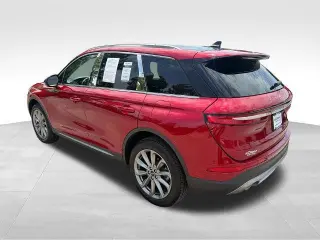 Lincoln Corsair 2022 tracción en las cuatro ruedas (AWD) Standard SUV de 4 puertas