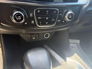 Chevrolet Traverse 2023 4x4 LT Cuero 4p SUV