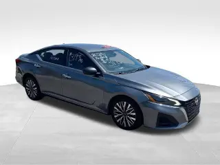 Nissan Altima 2024 2.5 SV 4p Sedán