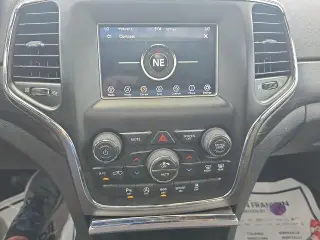 Jeep Grand Cherokee 2019 4x4 Laredo 4p SUV