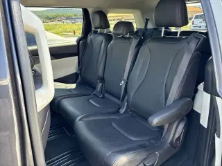 Kia Carnival 2024 LX 4 puertas Mini-Van
