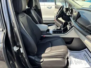 Kia Carnival 2024 LX 4 puertas Mini-Van