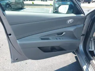 Hyundai ELANTRA 2026 SEL Sport Sedán 4 puertas