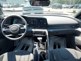 Hyundai ELANTRA 2026 SEL Sport Sedán 4 puertas