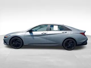 Hyundai ELANTRA 2026 SEL Sport Sedán 4 puertas