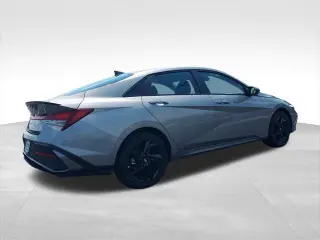 Hyundai ELANTRA 2026 SEL Sport Sedán 4 puertas