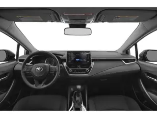 Toyota Corolla 2021 LE sedán de 4 puertas