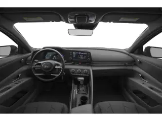 Hyundai ELANTRA 2025 SE Sedán de 4 puertas
