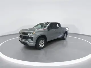 Chevrolet Silverado 1500 2023 4x4 RST 4p Camión Cabina Completa 5.8 pies CB