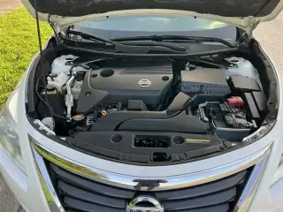 2015 Nissan Altima SV
