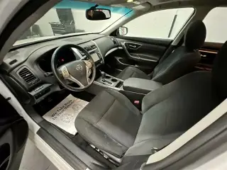 2015 Nissan Altima SV