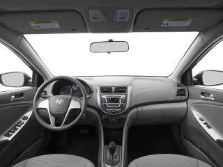 Hyundai ACCENT 2017 SE 4 puertas Sedán 6A