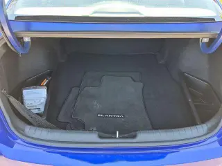 Hyundai ELANTRA 2024 SEL 4p Sedán