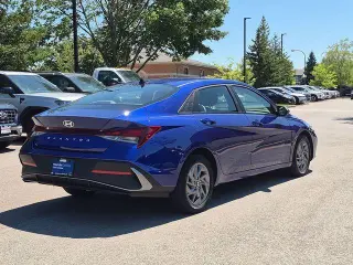 Hyundai ELANTRA 2024 SEL 4p Sedán