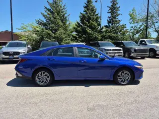 Hyundai ELANTRA 2024 SEL 4p Sedán