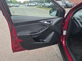 Ford Focus 2015 Titanium Sedán 4 puertas