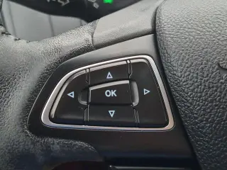 Ford Focus 2015 Titanium Sedán 4 puertas