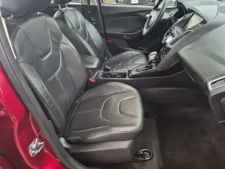 Ford Focus 2015 Titanium Sedán 4 puertas