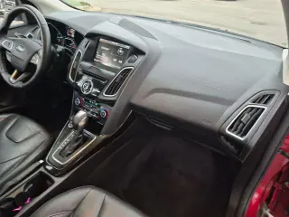 Ford Focus 2015 Titanium Sedán 4 puertas