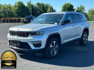 Jeep Grand Cherokee 2023 4x4 30th Anniversary 4xe SUV de 4 puertas
