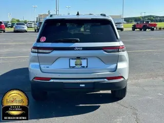 Jeep Grand Cherokee 2023 4x4 30th Anniversary 4xe SUV de 4 puertas