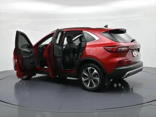Ford Escape 2023 AWD Platinum 4p SUV
