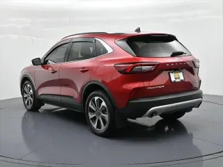 Ford Escape 2023 AWD Platinum 4p SUV