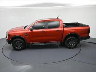 Ford Ranger 2024 4x4 XLT 4p SuperCrew 5.0 ft. CA