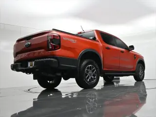 Ford Ranger 2024 4x4 XLT 4p SuperCrew 5.0 ft. CA