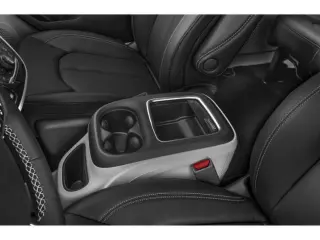 Chrysler Pacifica 2024 Touring L, minivan de 4 puertas