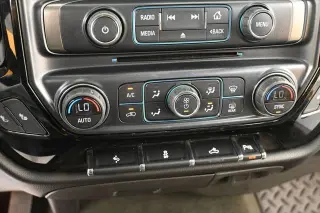 Chevrolet Silverado 1500 2018 4x4 LT 4p Cabina de Tripulación 5.8 pies SB