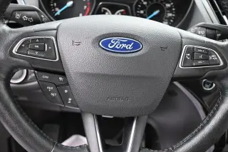 Ford Escape 2019 Titanium 4p SUV