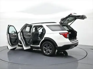 Ford Explorer 2025 AWD Active SUV de 4 puertas