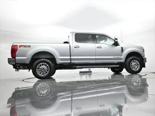 Ford F-250 Super Duty 2021 4x4 Lariat 4p. Cabina Extendida 6.8 pies. Caja Corta Pickup