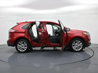 Ford Edge 2022 AWD Titanium 4 puertas Crossover