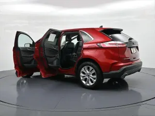 Ford Edge 2022 AWD Titanium 4 puertas Crossover
