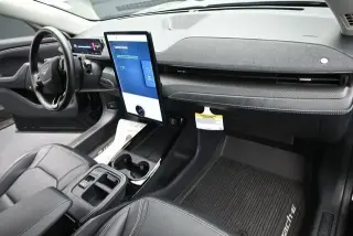 Ford Mustang Mach-E 2025 AWD Premium 4dr SUV