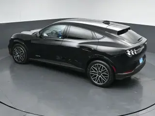 Ford Mustang Mach-E 2025 AWD Premium 4dr SUV