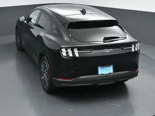 Ford Mustang Mach-E 2025 AWD Premium 4dr SUV