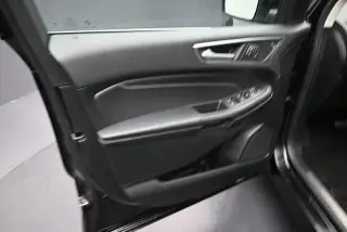 Ford Edge 2024 AWD Titanium 4 puertas SUV