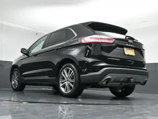 Ford Edge 2024 AWD Titanium 4 puertas SUV