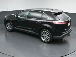 Ford Edge 2024 AWD Titanium 4 puertas SUV