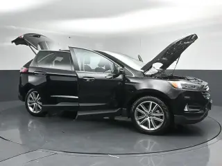 Ford Edge 2024 AWD Titanium 4 puertas SUV