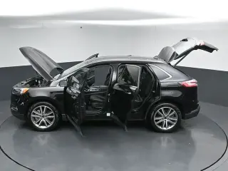 Ford Edge 2024 AWD Titanium 4 puertas SUV