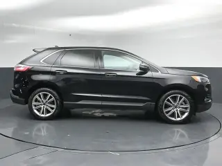 Ford Edge 2024 AWD Titanium 4 puertas SUV